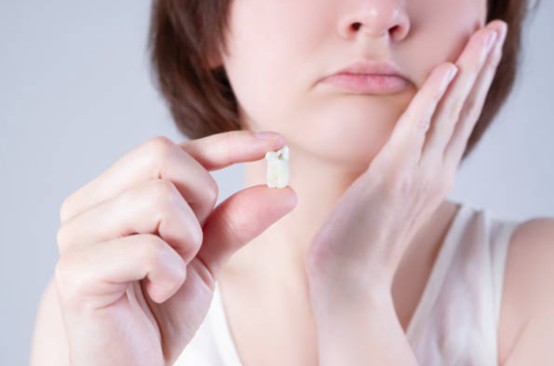 剝智慧齒價錢多少？香港8位剝智慧齒牙醫服務＆收費介紹