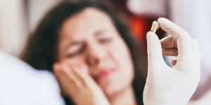 拔牙後不植牙可能影響咀嚼能力