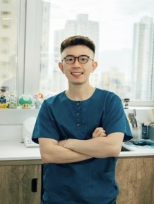 林駿堯牙科醫生