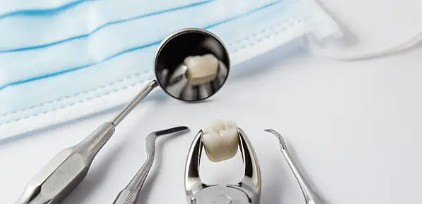 剝大牙痛唔痛？三分鐘快速了解剝大牙價錢、影響＆注意事項