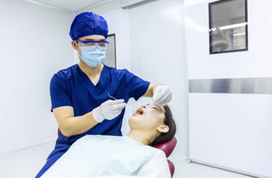 洗牙後多久可以吃東西？一文掌握洗牙後進食、禁忌＆注意事項