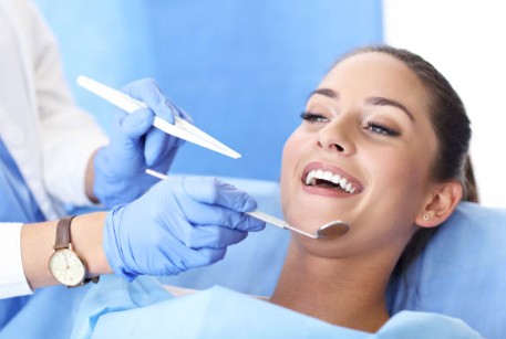 深層洗牙好不好？會痛嗎？解析深層洗牙過程＆後遺症